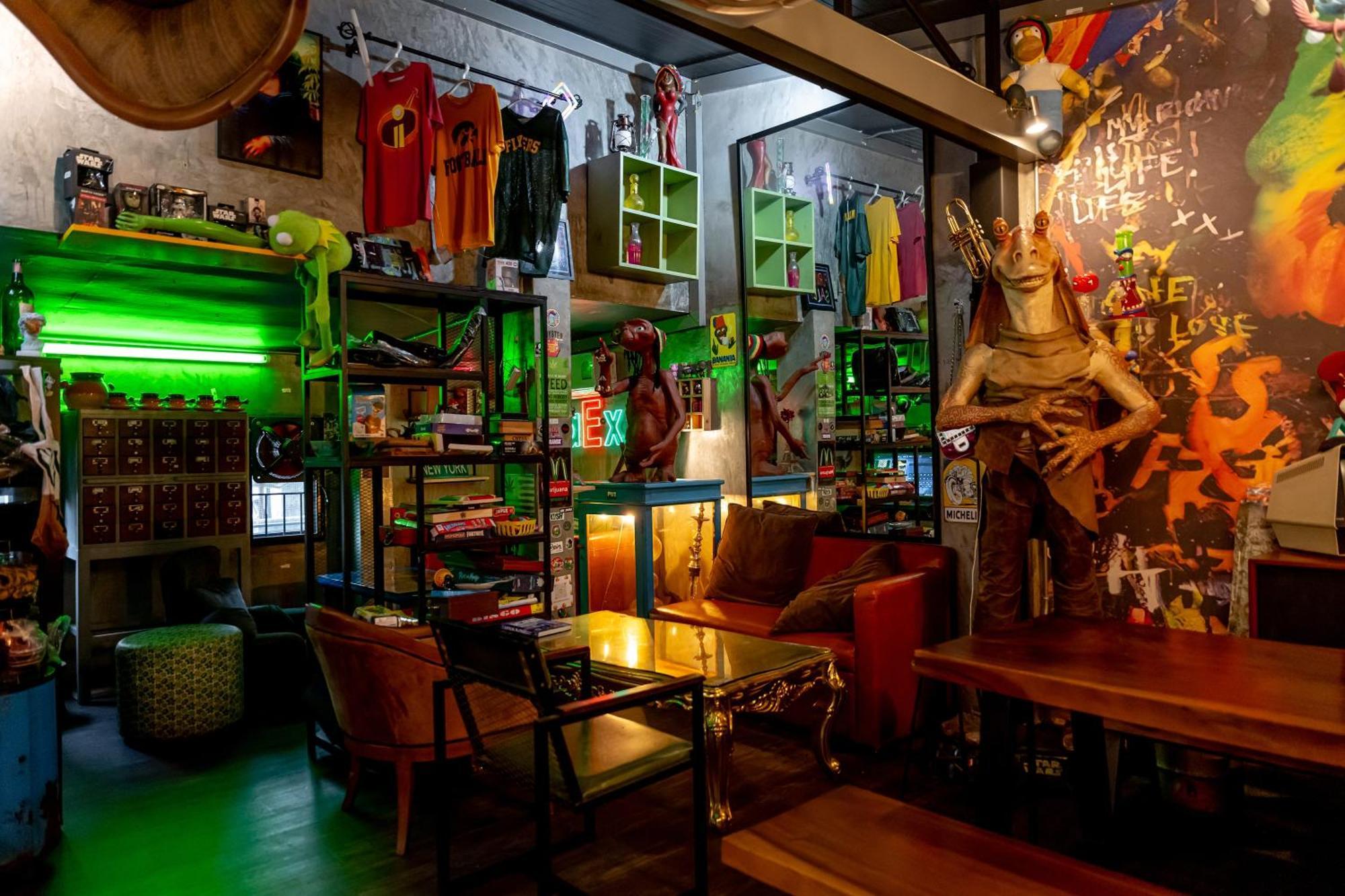 Vibes Hostel Бангкок Экстерьер фото